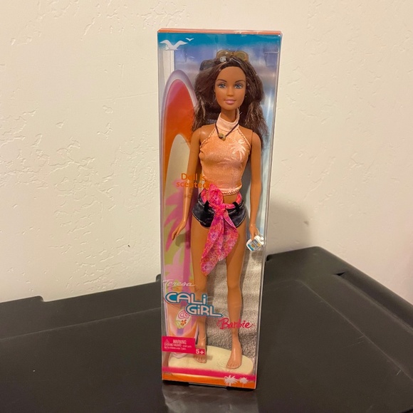 Beach Barbie Doll - Teresa - Picture 1 of 4